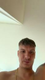 alex223 — Cam4 stream photo (Aug 2026)