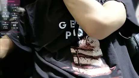 Pui-Ch — webcam model online on stripchat