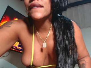 saamytits — webcam model online on camsoda
