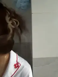ela_sisi — Stripchat stream photo (Jun 2026)