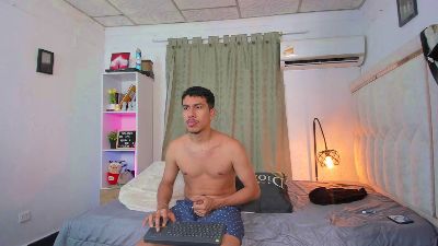 Boy_Jerry — webcam model online on cam4