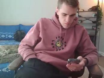 finnabun33 — webcam model online on chaturbate