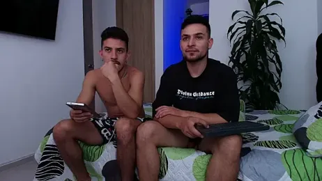 Two_sinzXX — Stripchat stream photo (Apr 2026)