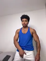 XavierColeman — webcam model online on stripchat