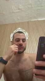 Viki84 — webcam model online on cam4