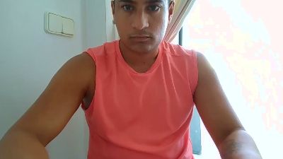 pigmenlatino — webcam model online on cam4