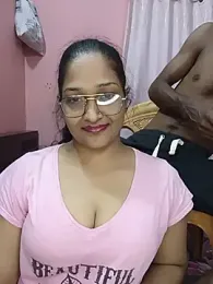 Sexycollegegirl063 — webcam model online on stripchat