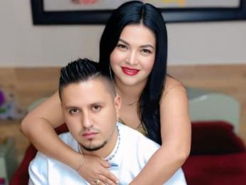 CrissandValery — webcam model online on livejasmin