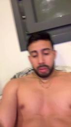 alejandro2402 — Cam4 stream photo (Apr 2026)