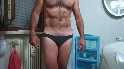batbegins — webcam model online on cam4