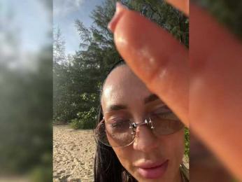 BabyTati21 — webcam model online on bongacams