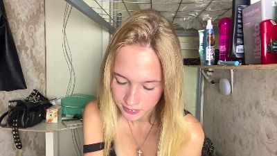MerrileeMallis — Cam4 stream photo (Aug 2026)