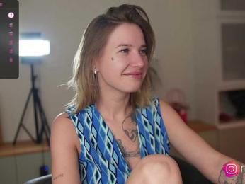 mel-collins — webcam model online on bongacams