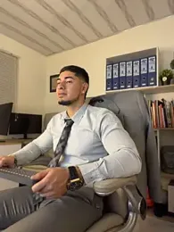 Dimitri_Colleman — webcam model online on stripchat