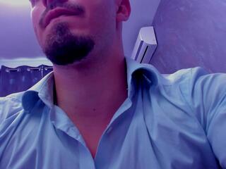 Ervin Bloom — Flirt4free stream photo (Jun 2026)