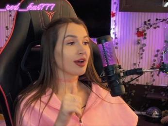 -RED_HAT- — bongacams