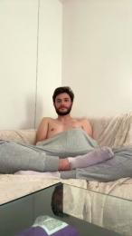 Enzolololo — webcam model online on cam4