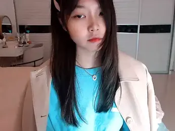 Dou-Yayaya — Stripchat stream photo (Apr 2025)