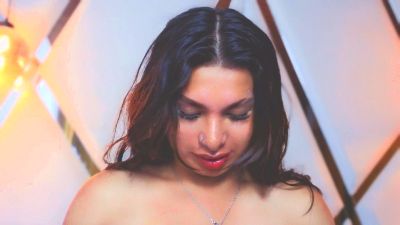 Meelfox — Cam4 stream photo (Apr 2026)