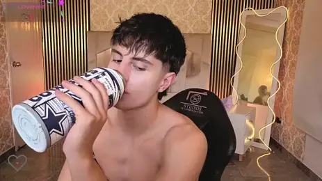 Kyler_tay — Stripchat stream photo (Sep 2026)