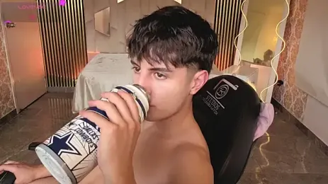 Kyler_tay — webcam model online on stripchat