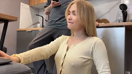 Adelovenick — webcam model online on stripchat