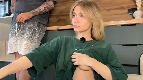 Adelovenick — webcam model online on stripchat