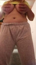 isabella802 — webcam model online on cam4