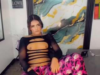 alejandra-montenegro — webcam model online on camsoda