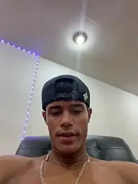 meliodas_23cm — webcam model online on stripchat