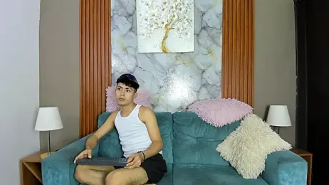 AVENGER_BOYS2026 — webcam model online on stripchat