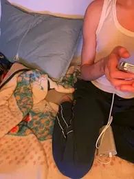 HitShelf — Stripchat stream photo (Apr 2026)