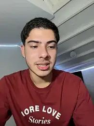 ApoloGray__ — Stripchat stream photo (May 2026)