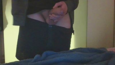 cosmo831 — webcam model online on cam4