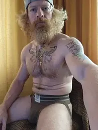Gingerbeard40 — Stripchat stream photo (May 2026)