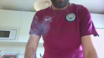 txatin22 — webcam model online on cam4