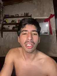 FlorBich — Stripchat stream photo (Aug 2026)