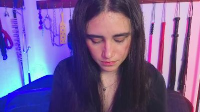 elowen_halley1 — Cam4 stream photo (May 2026)