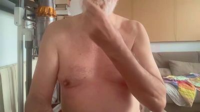 erre4fff — webcam model online on cam4