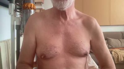erre4fff — Cam4 profile photo