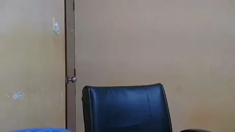 Cute-Simmi69 — webcam model online on stripchat