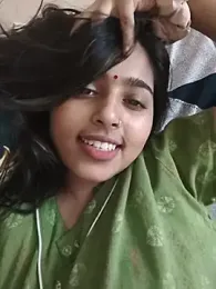 Cute-Simmi69 — webcam model online on stripchat