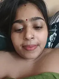 Cute-Simmi69 — webcam model online on stripchat