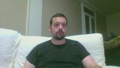 ItalianBigBoy93 — webcam model online on cam4
