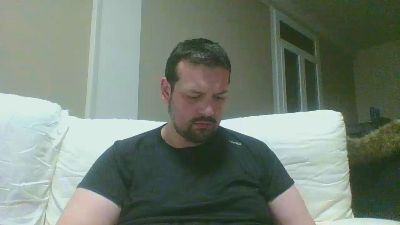 ItalianBigBoy93 — webcam model online on cam4