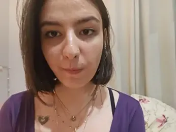 Juh_castro — webcam model online on stripchat