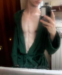 demon2420 — Cam4 stream photo (May 2025)