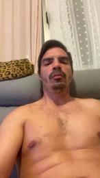 luis00es — webcam model online on cam4