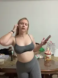 Ellie-rosee — Stripchat stream photo (Mar 2026)