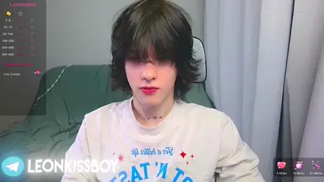 LeonBoykisser — Stripchat stream photo (Apr 2026)